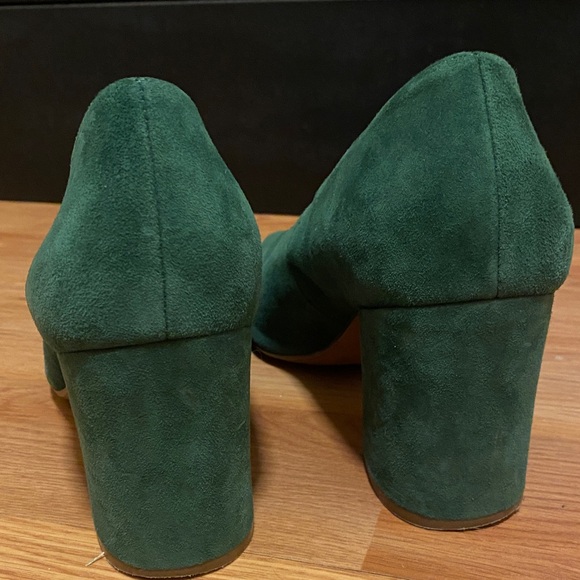 Naturalizer Velvet Pumps - Picture 2 of 5